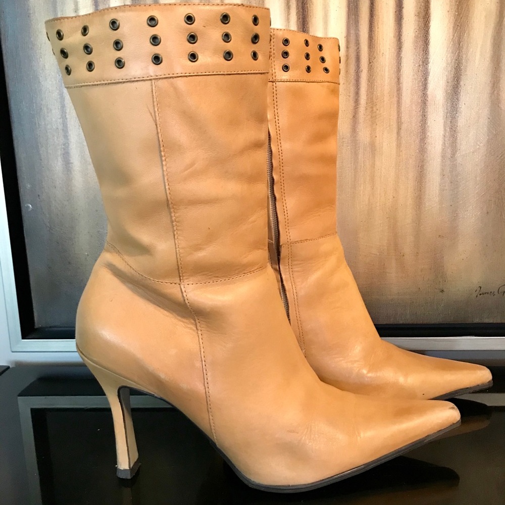 Bruno Valenti, Brazilian Leather w Grommet detail